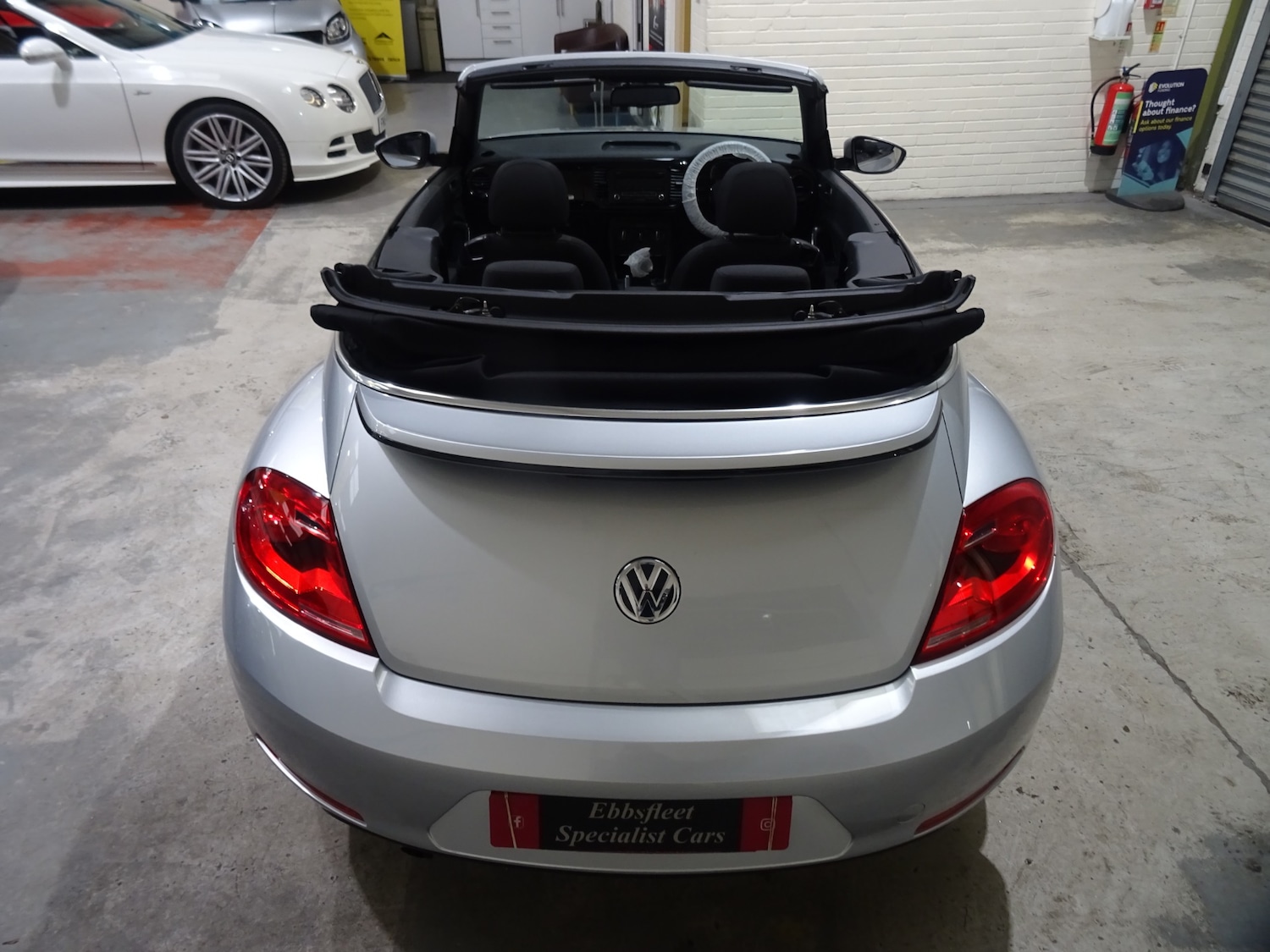Used Volkswagen Beetle 2014 for sale - 76374068: Photo 28