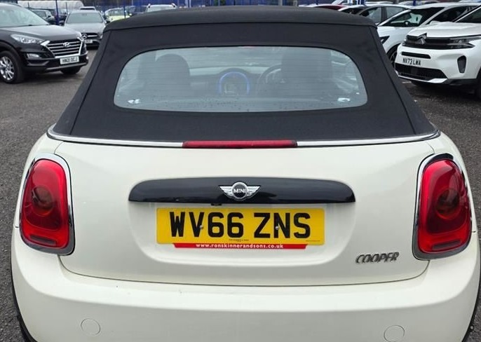 Used MINI Convertible 2016 for sale - 77617574: Photo 4