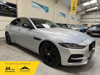 Used Jaguar XE 2019 for sale - 78668923: Photo