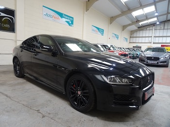 Used Jaguar XE 2019 for sale - 78433902: Photo