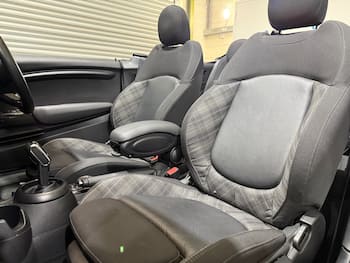 Used MINI Convertible 2018 for sale - 79672865: Photo