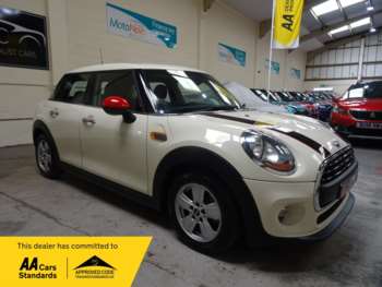 2015 (65) - 1.2 One 5dr **LOW MILEAGE*ONLY 34000 MILES FROM NEW**