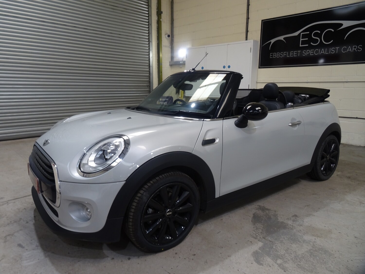 Used MINI Convertible 2017 for sale - 77950983: Photo 10