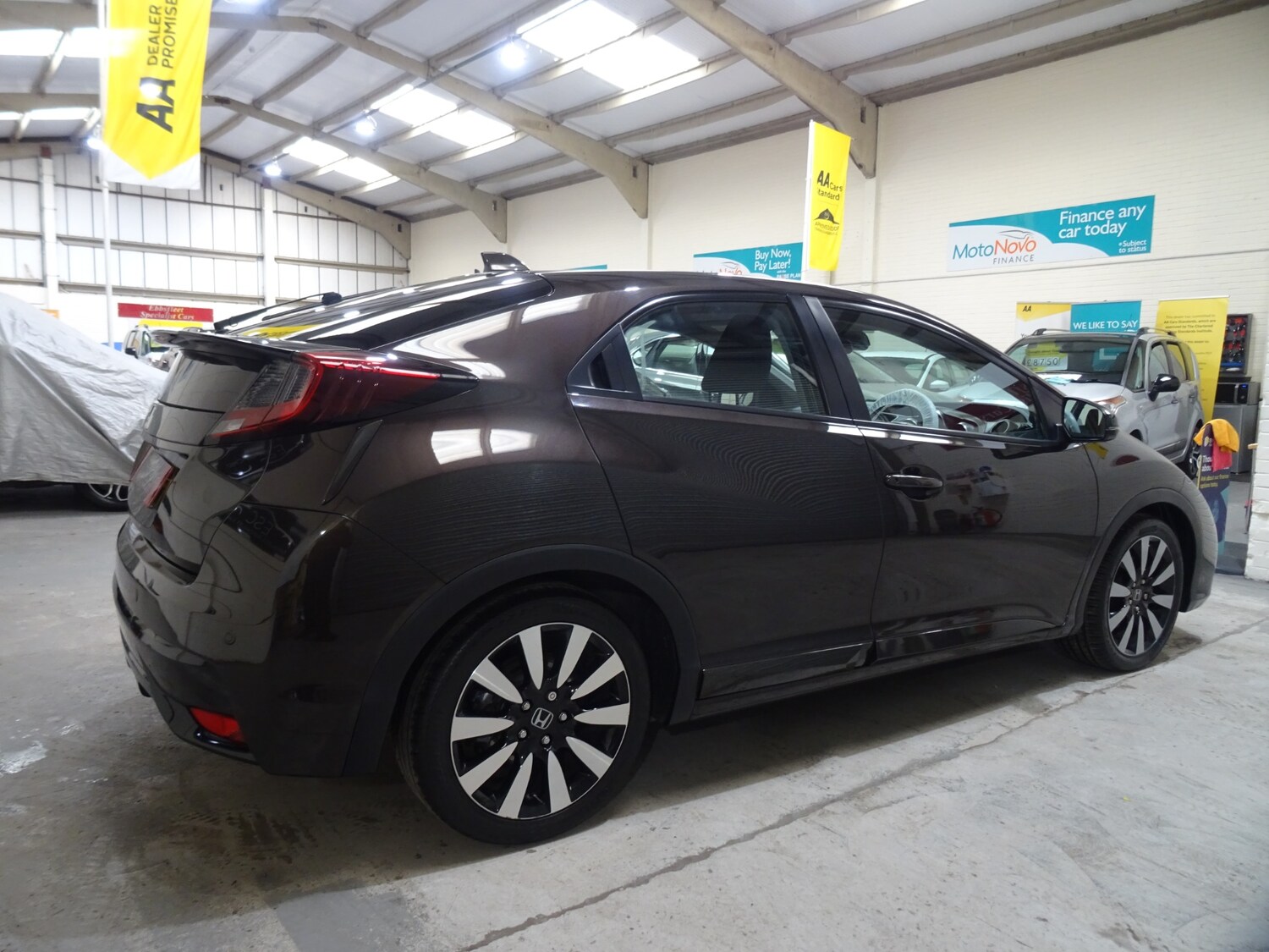 Used Honda Civic 2016 for sale - 77555160: Photo 10