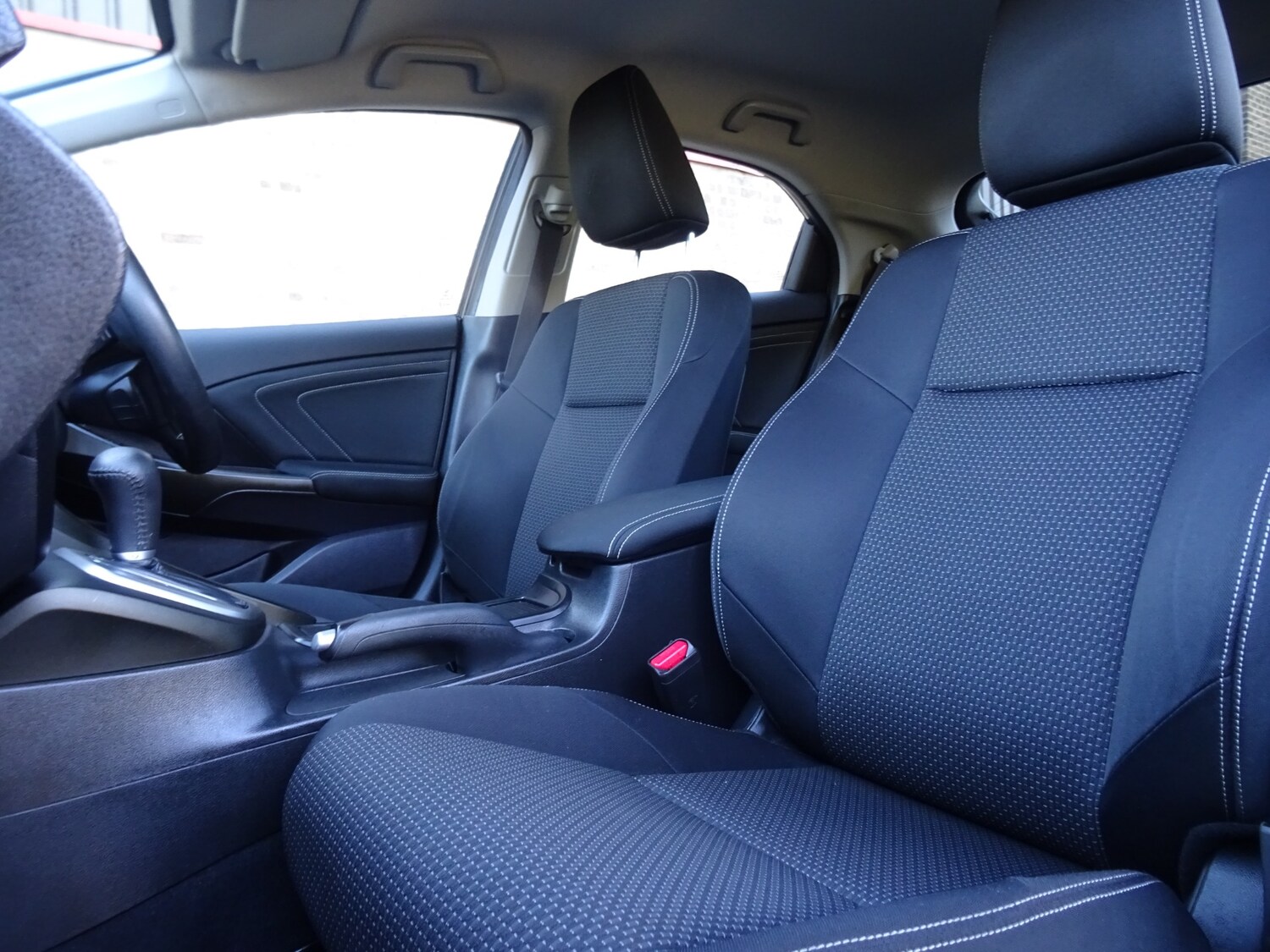 Used Honda Civic 2016 for sale - 77555160: Photo 29