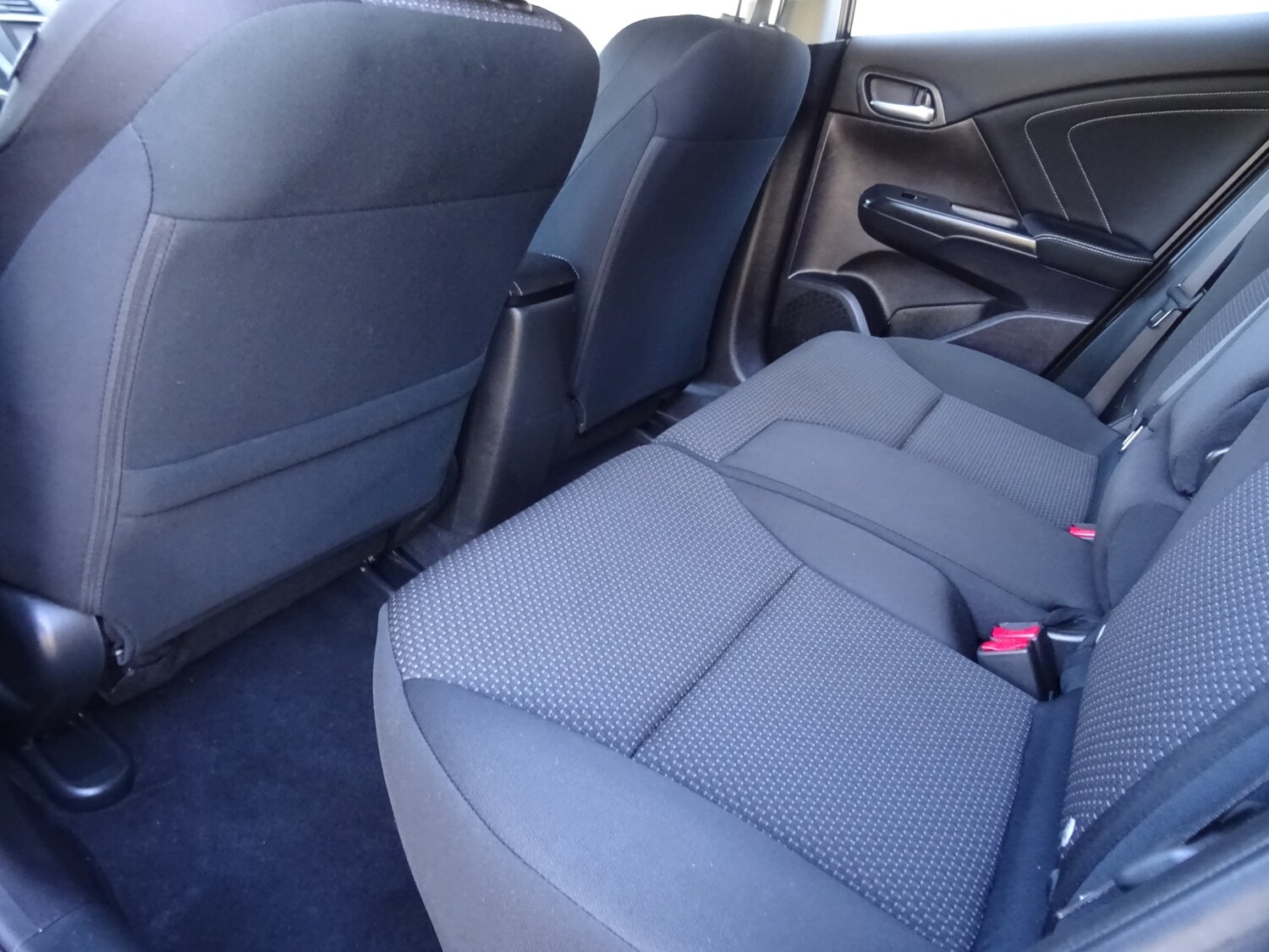 Used Honda Civic 2016 for sale - 77555160: Photo 30