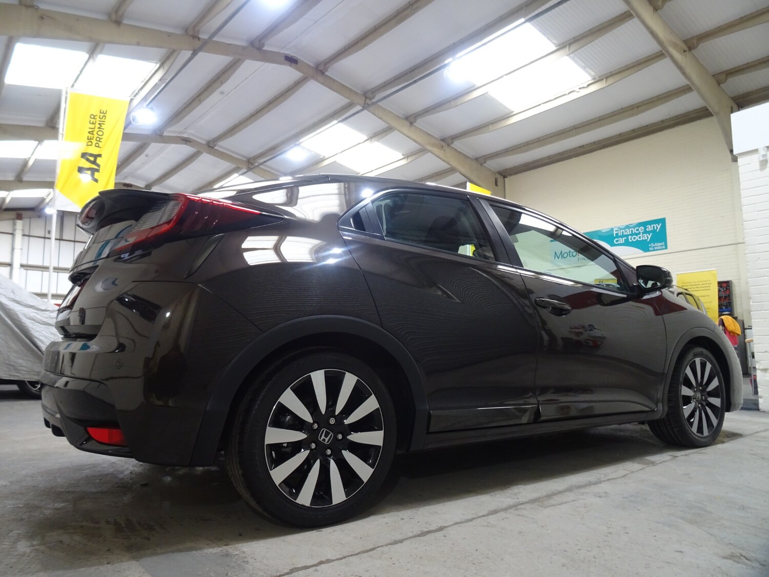 Used Honda Civic 2016 for sale - 77555160: Photo 35