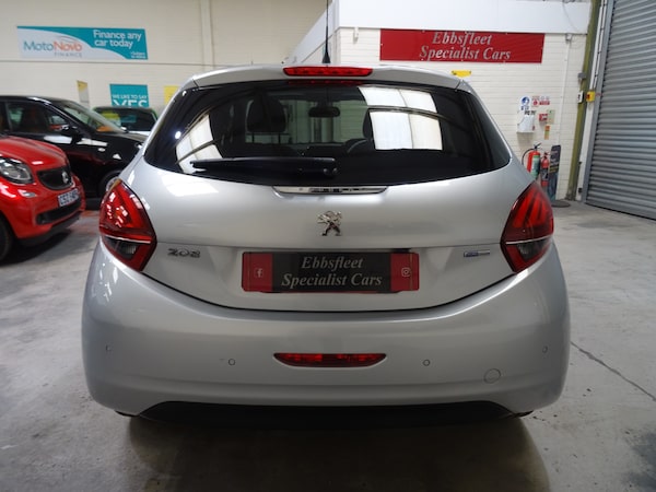 Used Peugeot 208 2016 for sale - 76091298: Photo 12