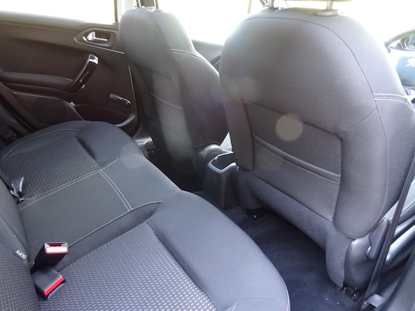 Used Peugeot 208 2016 for sale - 76091298: Photo 30