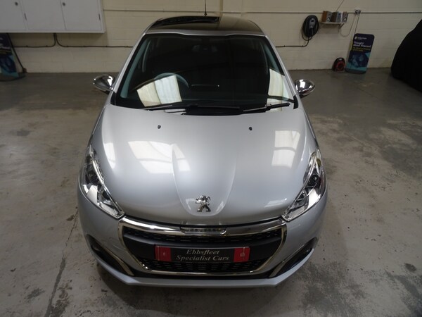 Used Peugeot 208 2016 for sale - 76091298: Photo 44