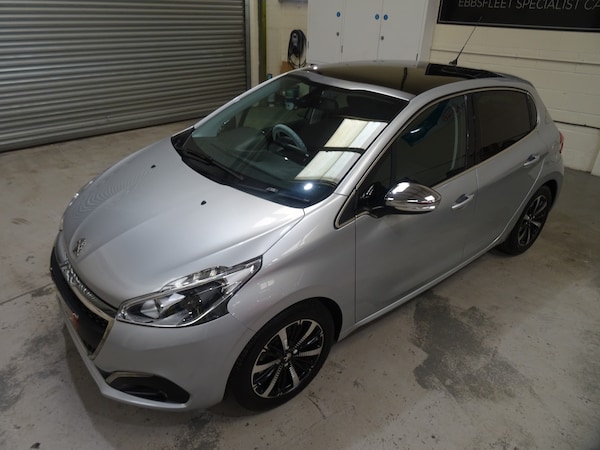 Used Peugeot 208 2016 for sale - 76091298: Photo 48