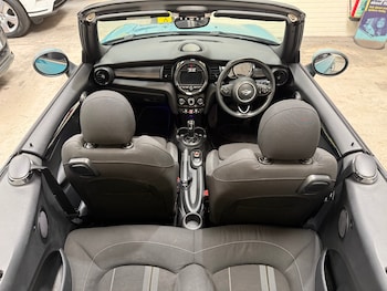 Used MINI Convertible 2018 for sale - 78849077: Photo