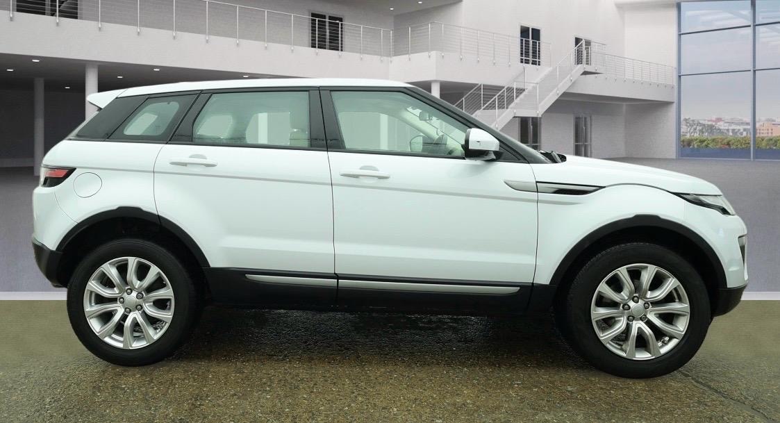 Used Land Rover Range Rover Evoque 2017 for sale - 77407401: Photo 5