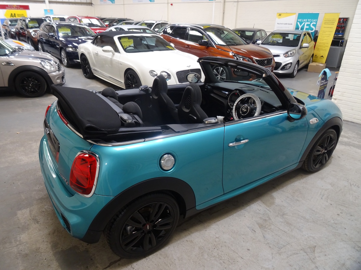 Used MINI Convertible 2019 for sale - 77663704: Photo 27
