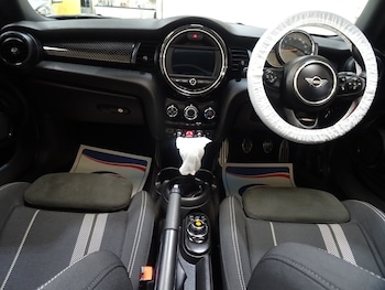 Used MINI Convertible 2019 for sale - 77663704: Photo