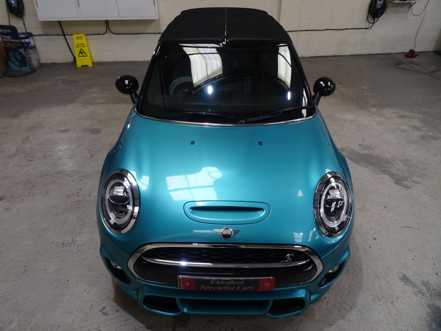 Used MINI Convertible 2019 for sale - 77663704: Photo 40