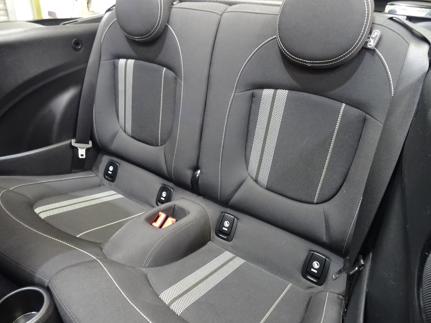 Used MINI Convertible 2019 for sale - 77663704: Photo 6