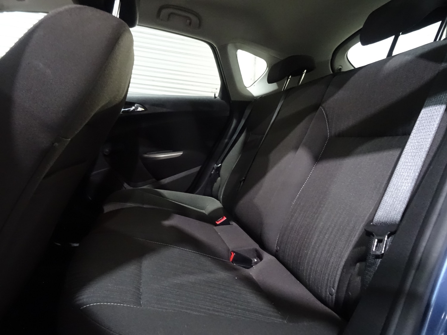 Used Vauxhall Astra 2011 for sale - 77504374: Photo 3