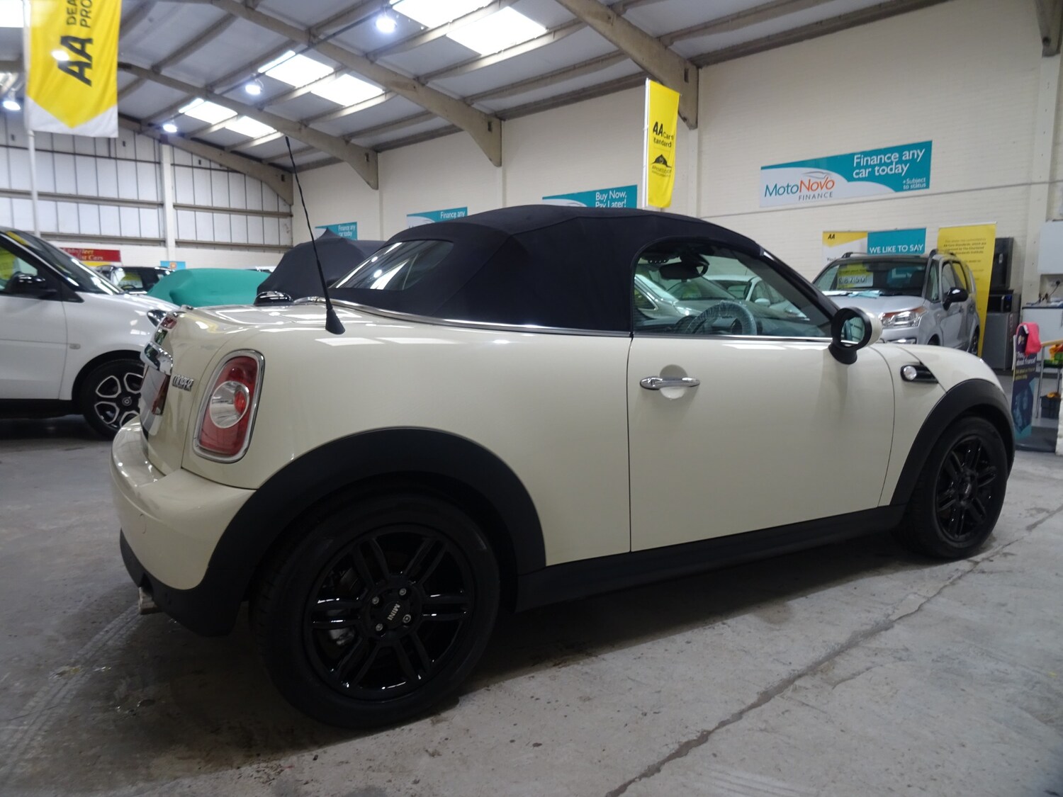 Used MINI Roadster 2014 for sale - 77555383: Photo 14