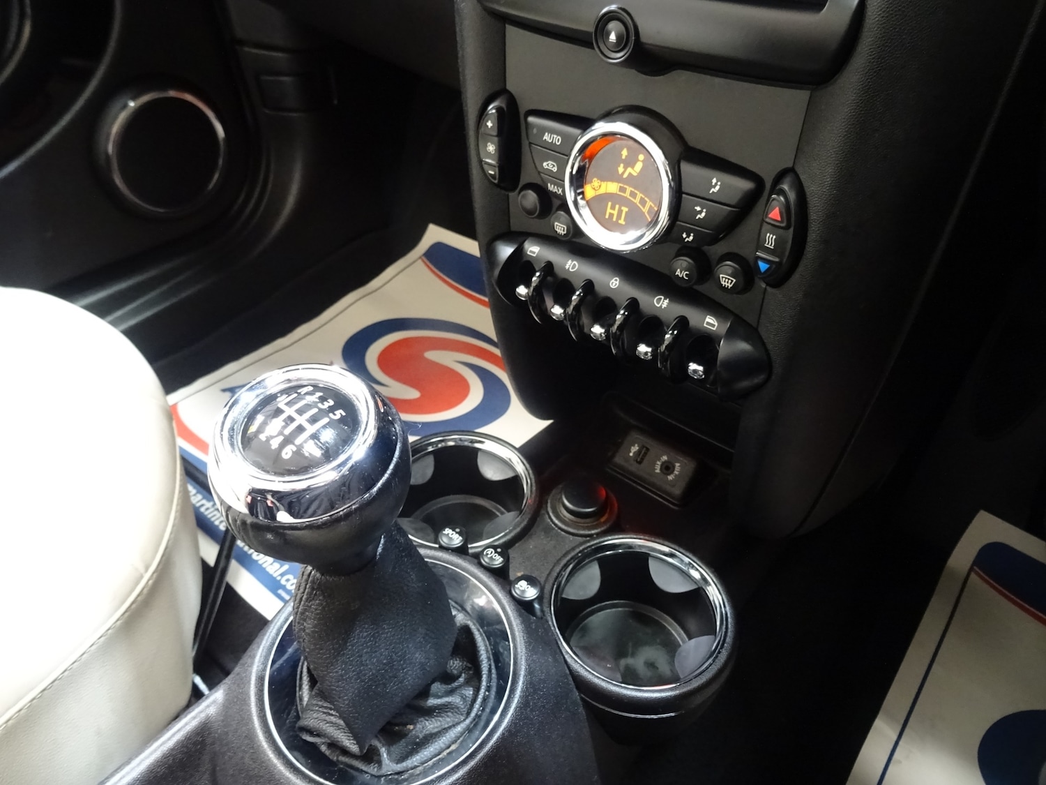 Used MINI Roadster 2014 for sale - 77555383: Photo 4