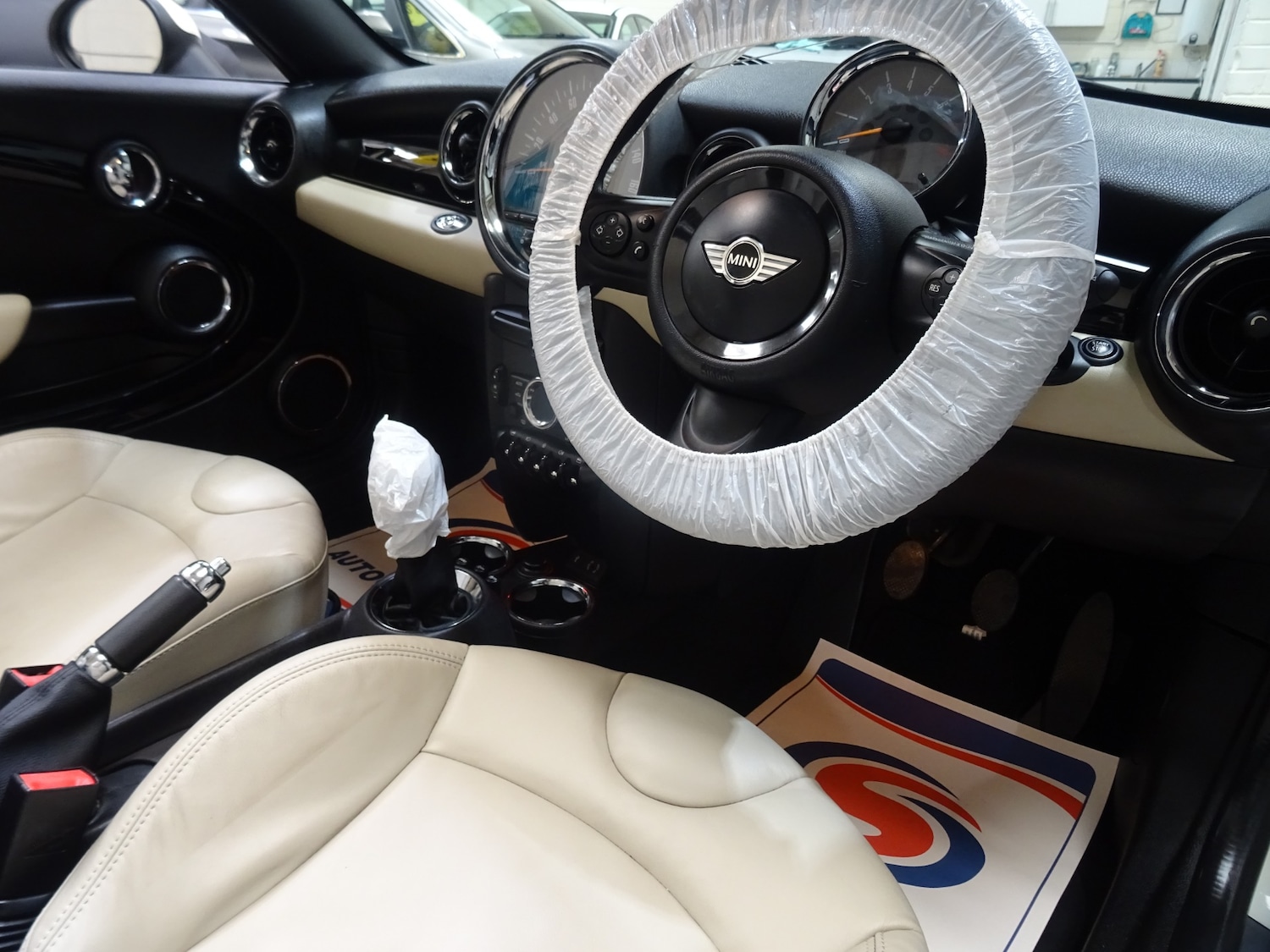 Used MINI Roadster 2014 for sale - 77555383: Photo 7