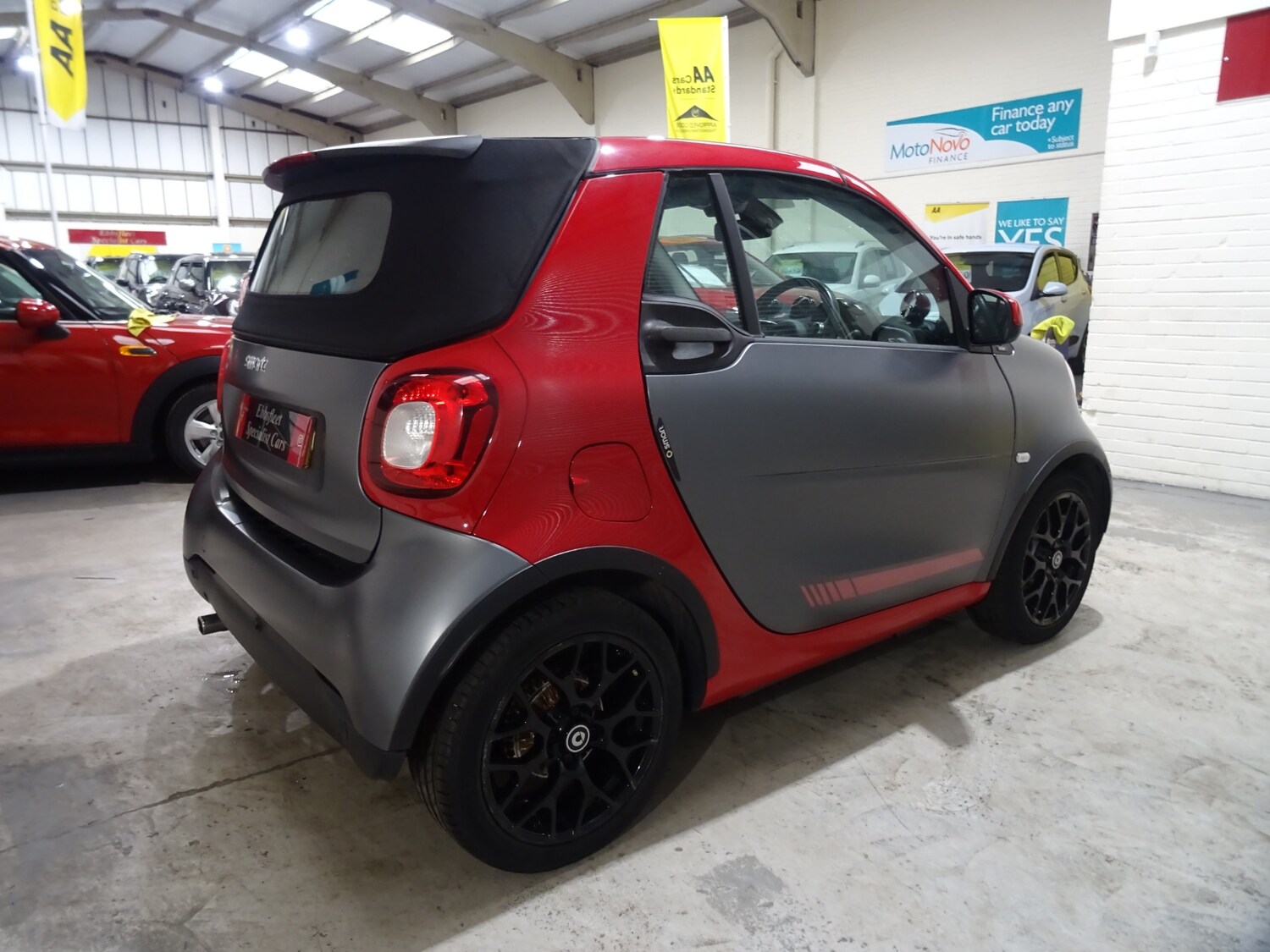 Used smart fortwo 2017 for sale - 77848202: Photo 12