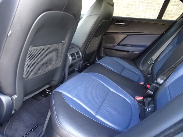 Used Jaguar XE 2018 for sale - 76218914: Photo 28