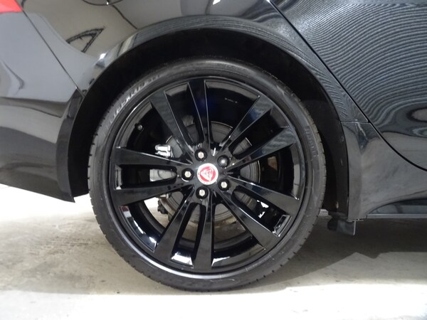 Used Jaguar XE 2018 for sale - 76218914: Photo 39