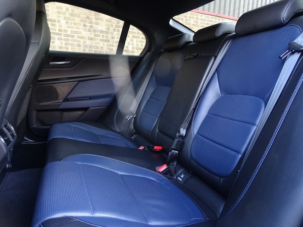 Used Jaguar XE 2018 for sale - 76218914: Photo 6