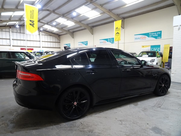 Used Jaguar XE 2018 for sale - 76218914: Photo 8