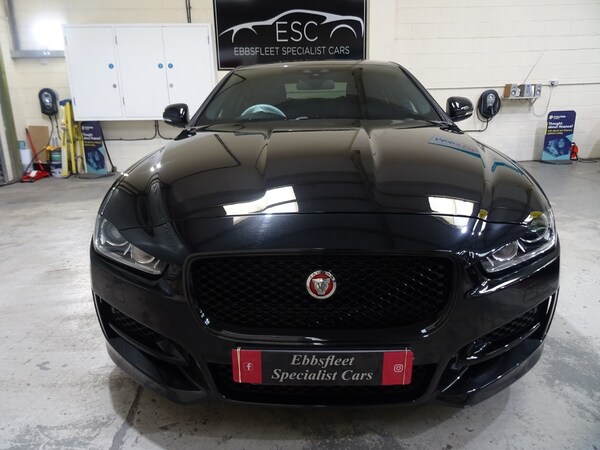 Used Jaguar XE 2018 for sale - 76218914: Photo 9