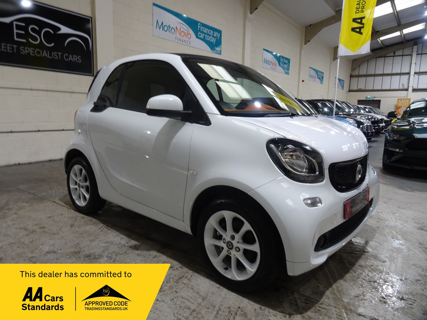 Used smart fortwo 2015 for sale - 76722410: Photo 1