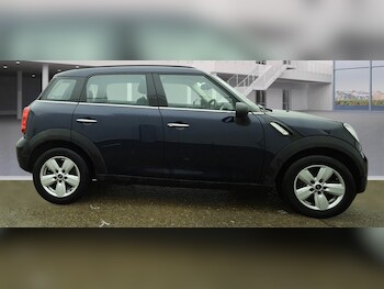 Used MINI Countryman 2016 for sale - 77363778: Photo