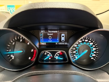 Used Ford Kuga 2016 for sale - 79162130: Photo
