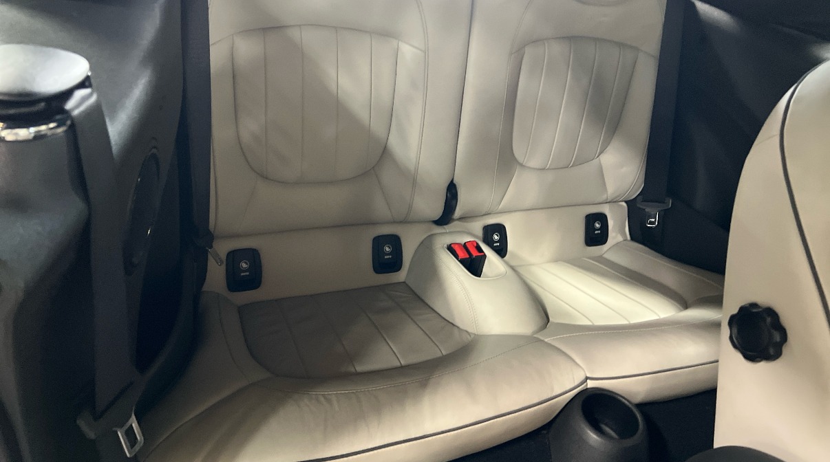 Used MINI Convertible 2017 for sale - 76613568: Photo 3