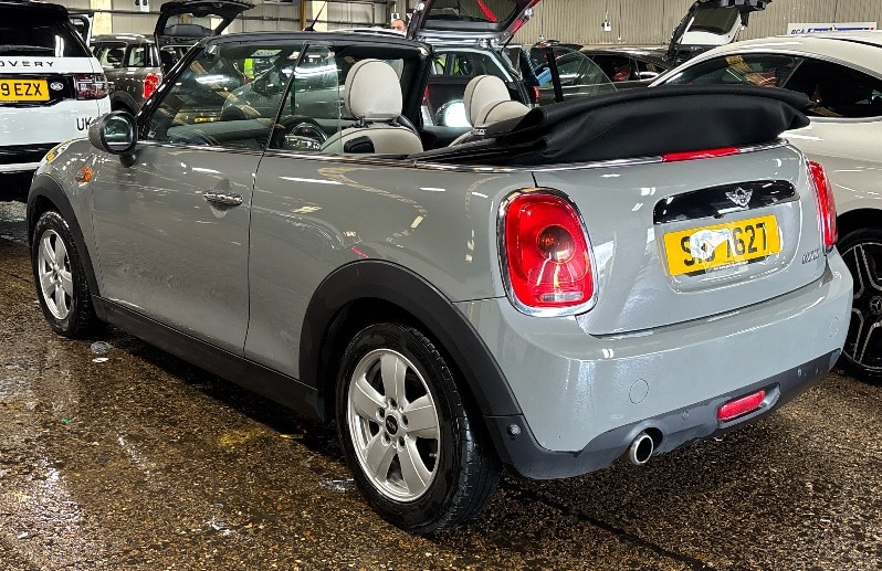 Used MINI Convertible 2017 for sale - 76613568: Photo 4