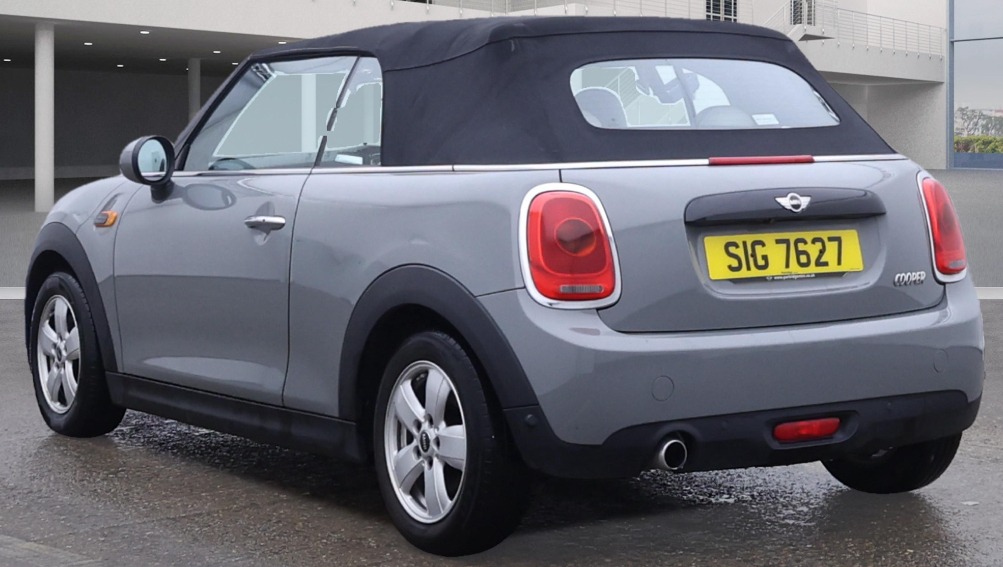 Used MINI Convertible 2017 for sale - 76613568: Photo 5