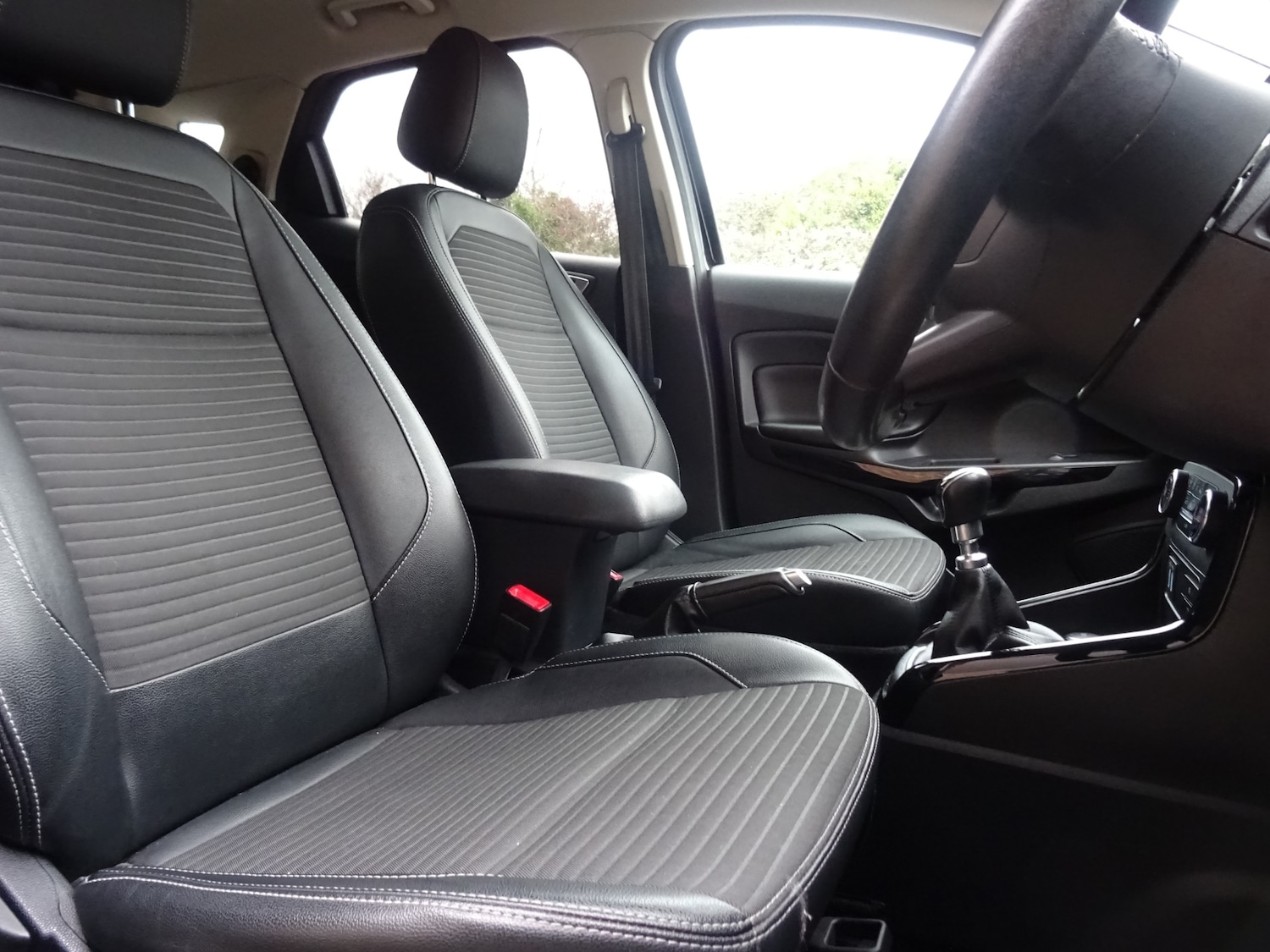 Used Ford Ecosport 2018 for sale - 77148723: Photo 8