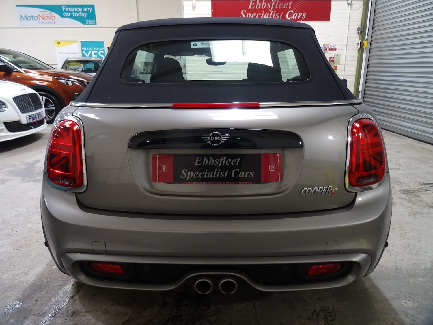 Used MINI Convertible 2018 for sale - 77676571: Photo 15