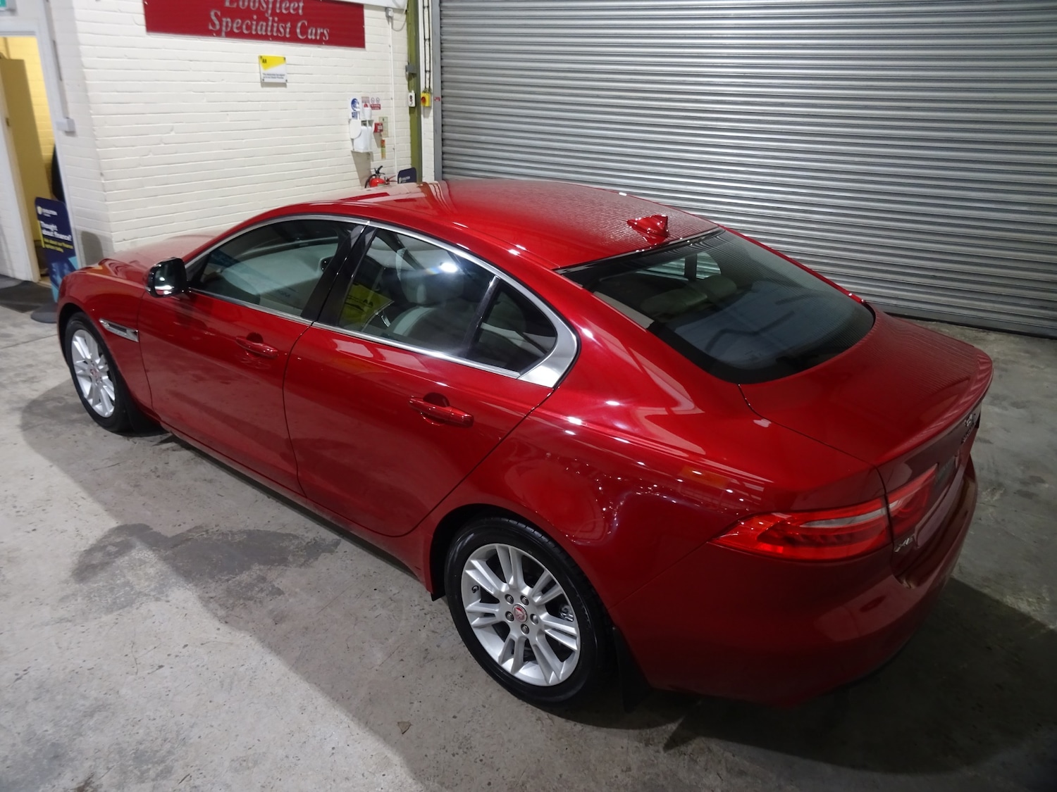 Used Jaguar XE 2015 for sale - 76694274: Photo 49
