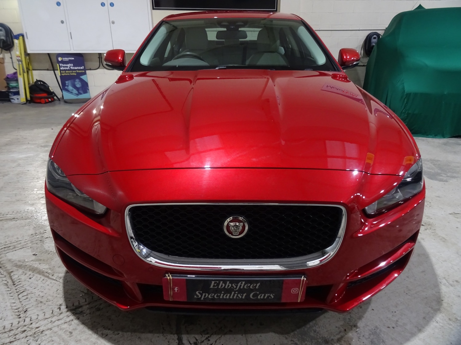 Used Jaguar XE 2015 for sale - 76694274: Photo 7