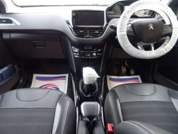 Used Peugeot 2008 2017 for sale - 74435451: Photo