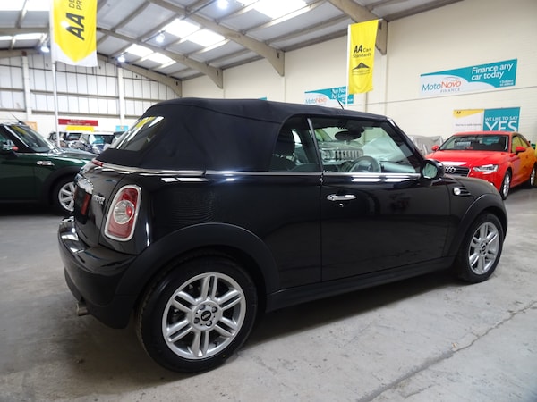 Used MINI Convertible 2015 for sale - 75418174: Photo 16