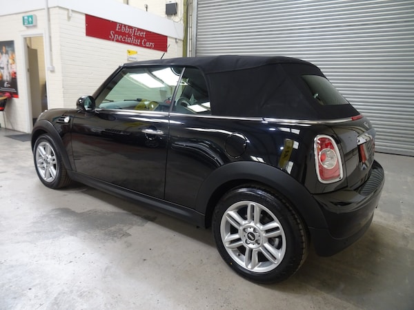 Used MINI Convertible 2015 for sale - 75418174: Photo 18