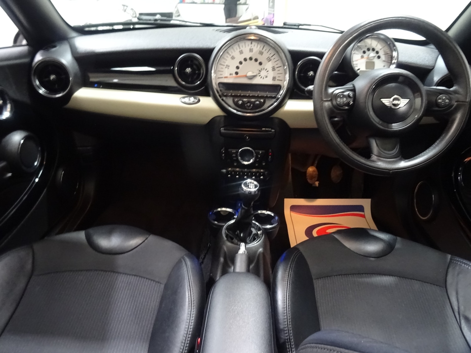 Used MINI Roadster 2013 for sale - 76565269: Photo 2