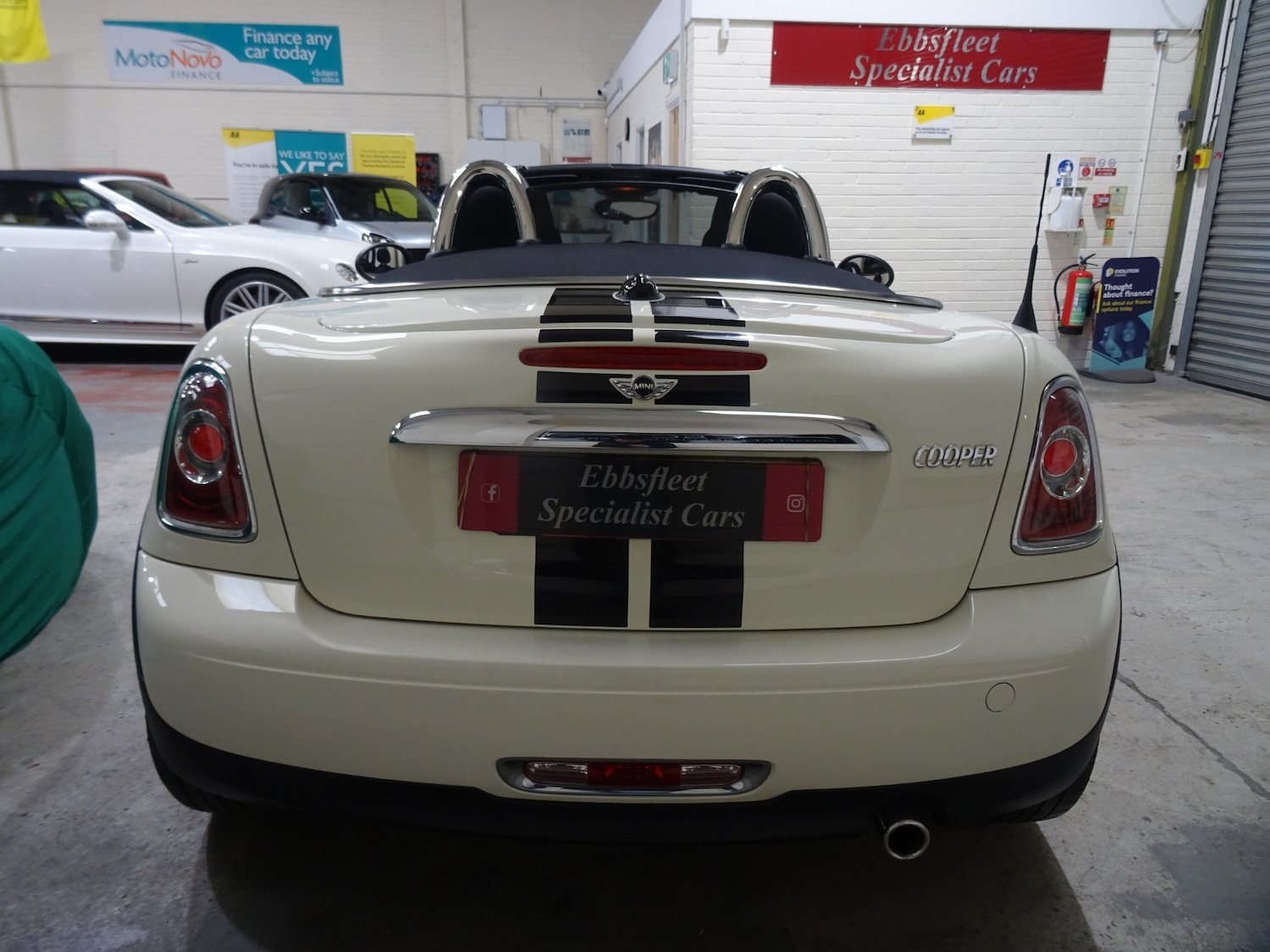 Used MINI Roadster 2013 for sale - 76565269: Photo 8