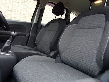 Used Citroen C3 Picasso 2016 for sale - 77903623: Photo