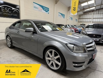 Used Mercedes-Benz C Class 2015 for sale - 78963456: Photo