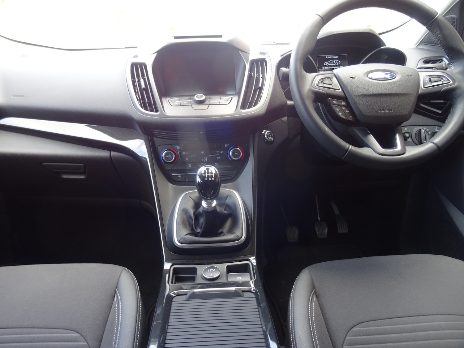 Used Ford Kuga 2018 for sale - 77916205: Photo 2