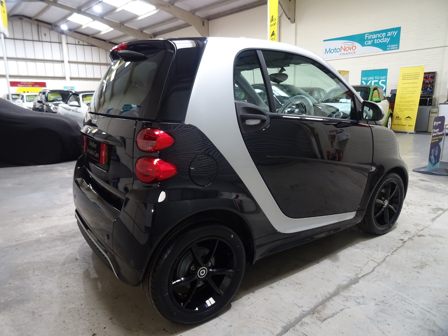 Used smart fortwo 2014 for sale - 76090718: Photo 12